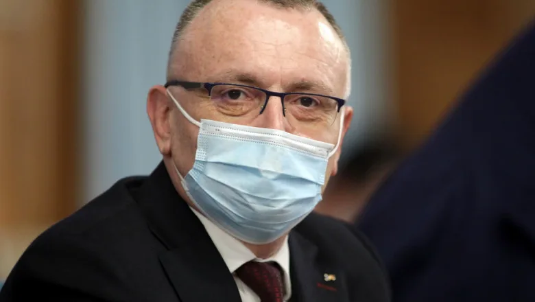 Ministrul Educației: Scenariul roșu pentru școli a fost desființat
