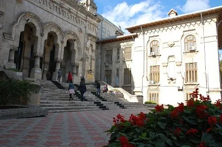 Universittea "Dunărea de Jos" din Galaţi, solidară cu vremurile actuale