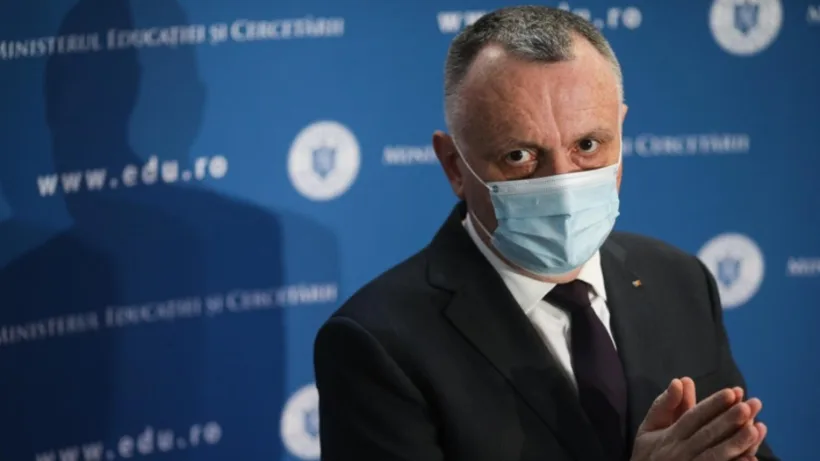 Asta e! Nu putem lăsa copiii vecinilor fără educaţie!