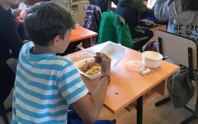 Un proiect-program care ar putea ajuta câţiva copii, nu pe toţi!