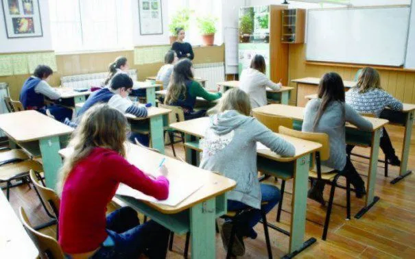 Se afişează rezultatele, liber la contestaţii