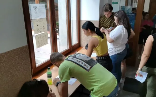 Peste 13.000 de contestaţii la Evaluarea Naţională