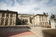 Specializări de la UDJG ar putea intra în conservare