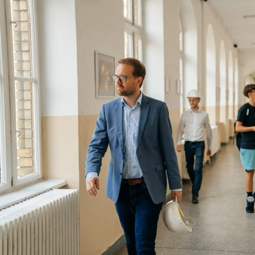Demolarea unui gard din Timișoara a provocat un scandal uriaș. Primarul a fost amenințat de proprietarii imobilului