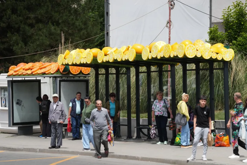 „Rebrănduirea” inedită a stațiilor de autobuz din Craiova
