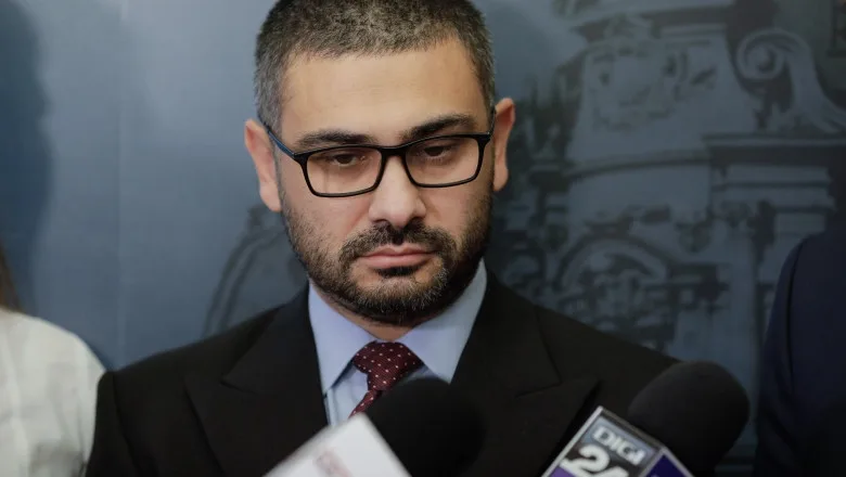 Protecție mai mare pentru angajații companiilor strategice: Fondul de garantare va acoperi până la 12 salarii