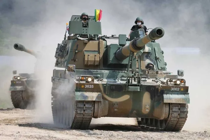 Obuzierul K9 „Tunetul” pleacă din Coreea către România: începutul unui program amplu de modernizare a artileriei