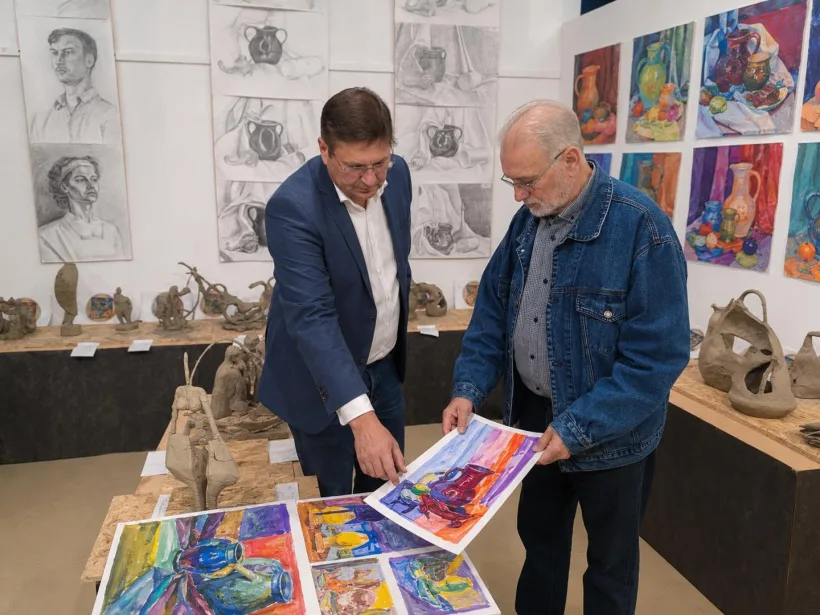 Expoziția cu lucrări premiate în cadrul Olimpiada Națională de Arte Vizuale, Arhitectură și Istoria Artei